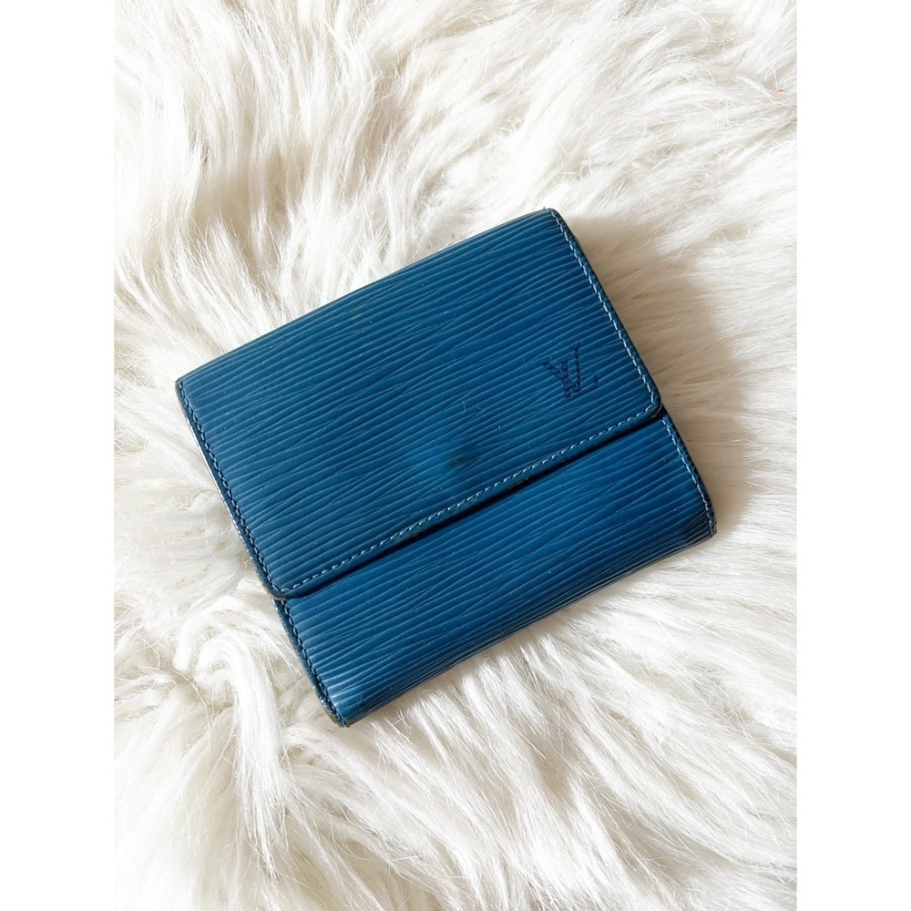 Louis Vuitton Blue Epi Elise Wallet